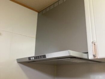 新しいレンジフードで吸引力が向上し、お料理中の不快感も軽減されます