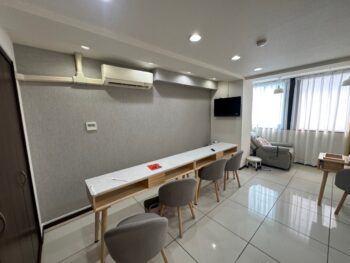 内装全体が統一感を持ち、居心地の良い空間に変わりました